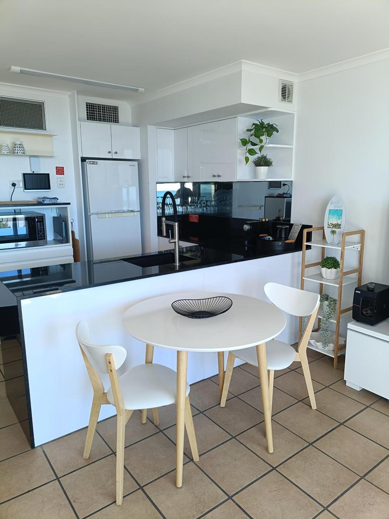 Grand Palais Boolarong Beachside Apartments Alexandra Headland Exterior foto